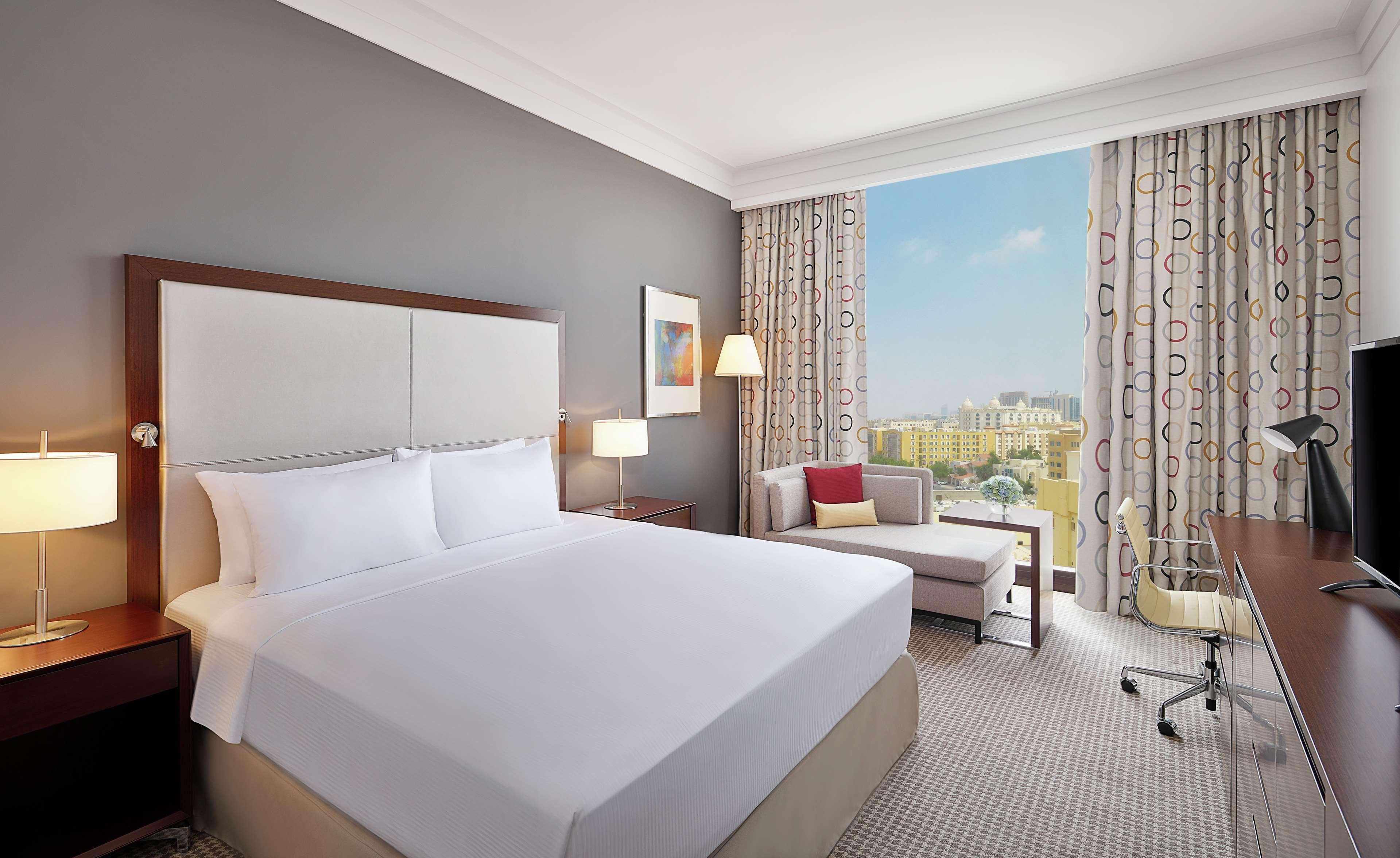 Doubletree By Hilton Doha - Al Sadd Hotel Kültér fotó