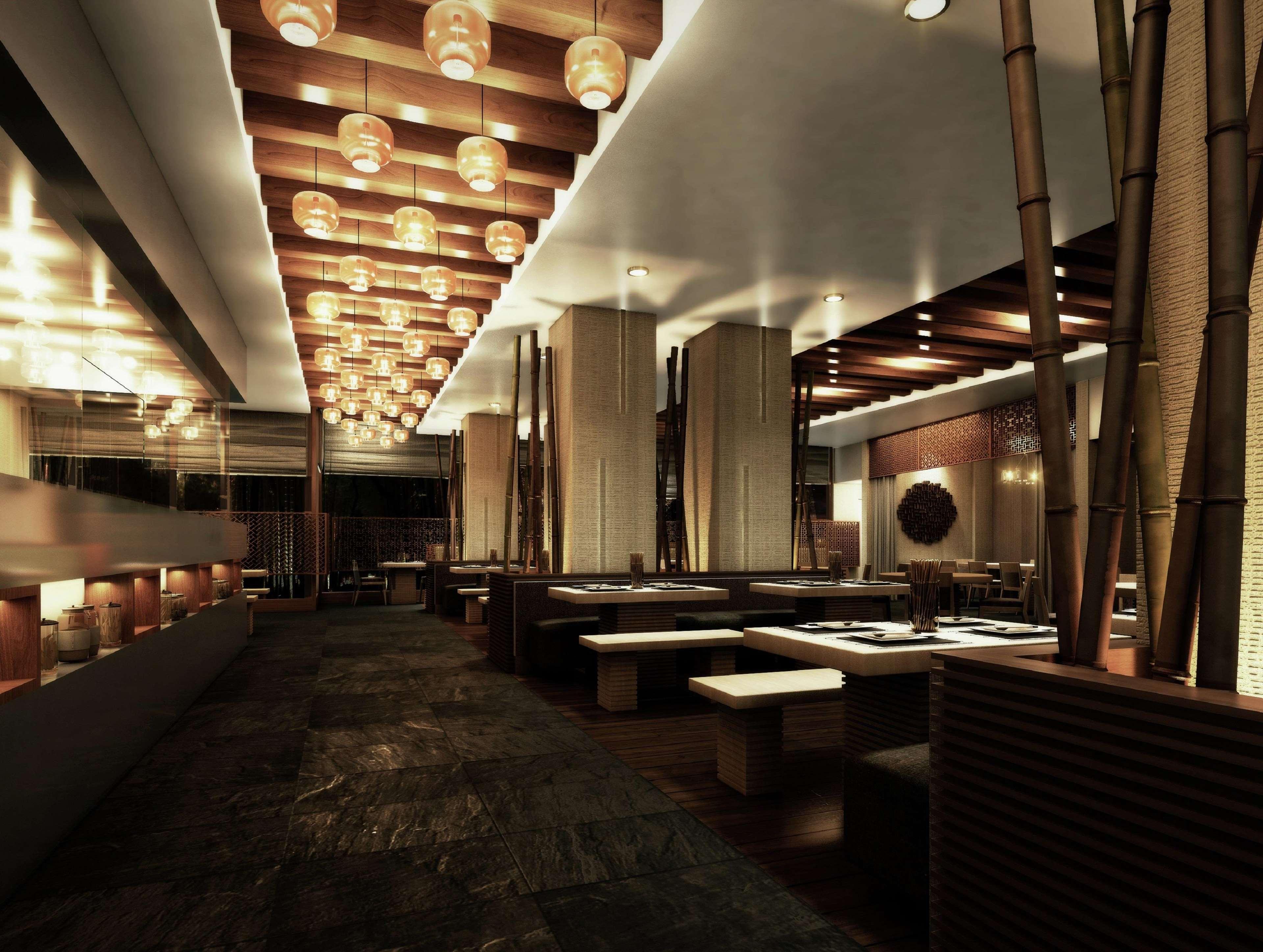 Doubletree By Hilton Doha - Al Sadd Hotel Kültér fotó Interior of a restaurant